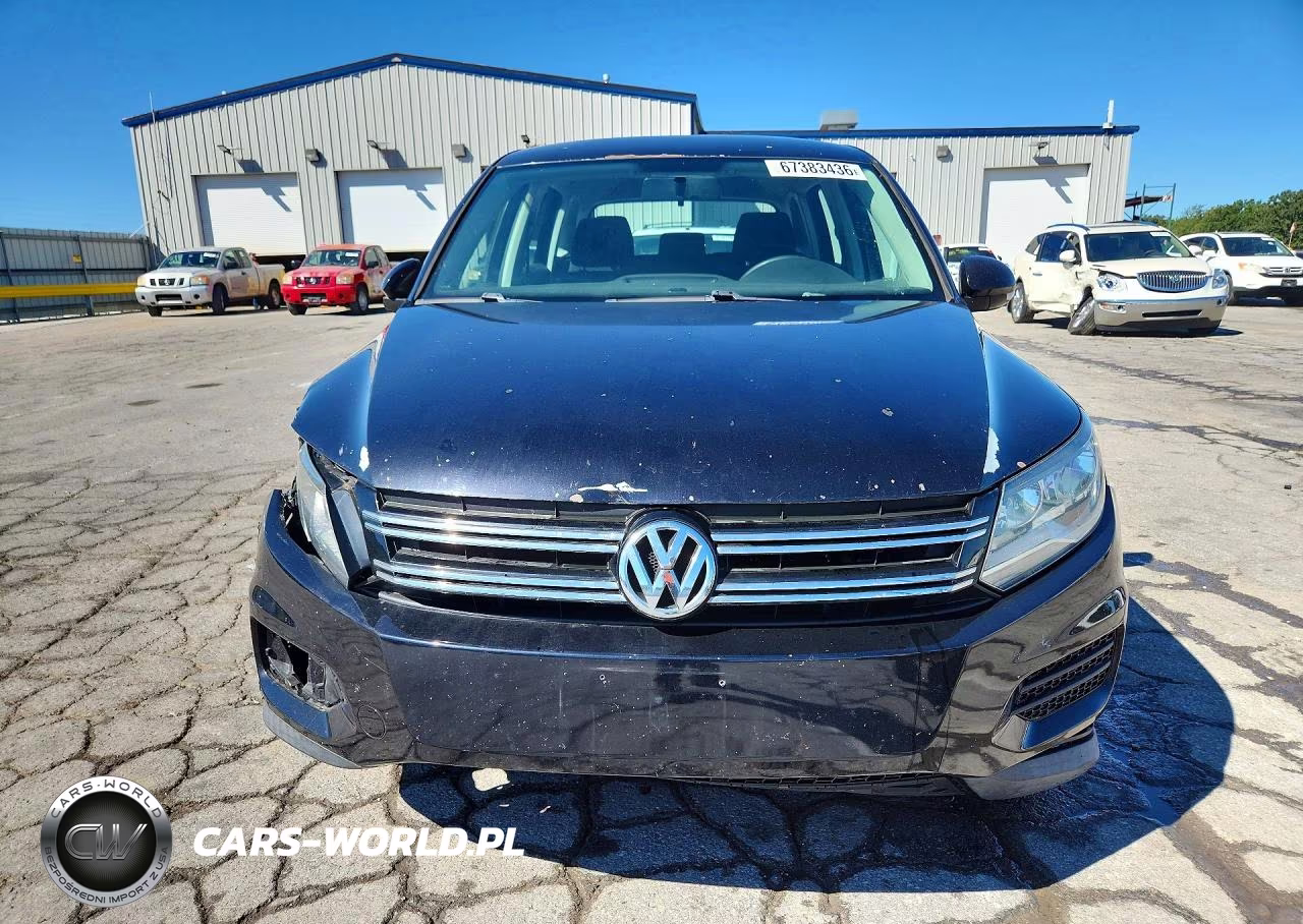 2012 Volkswagen Tiguan S VIN:WVGCV7AXXCW592524 - 5