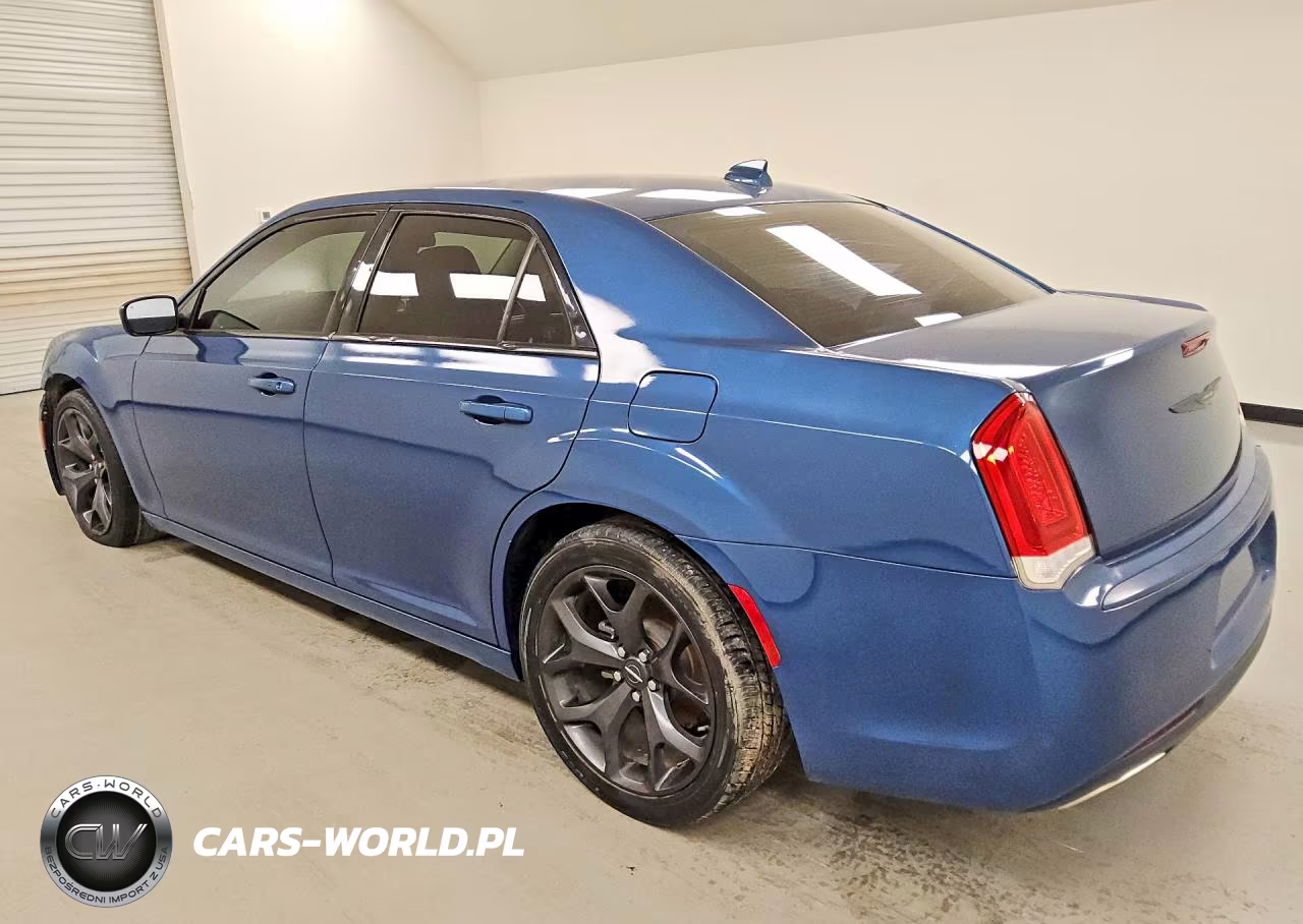 2020 Chrysler 300 Touring VIN:2C3CCAAGXLH164379 - 2
