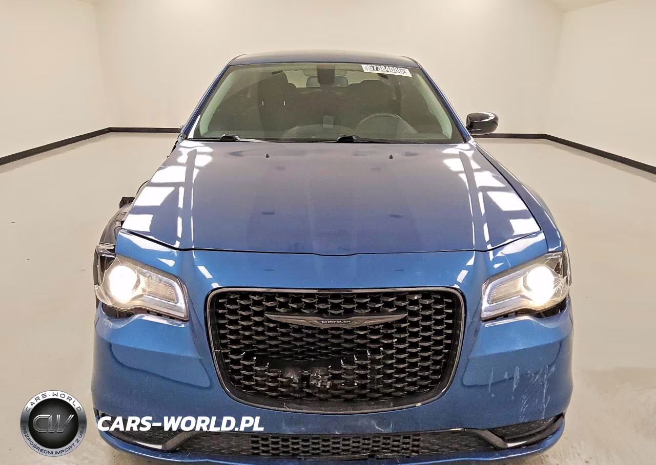 2020 Chrysler 300 Touring VIN:2C3CCAAGXLH164379 - 5