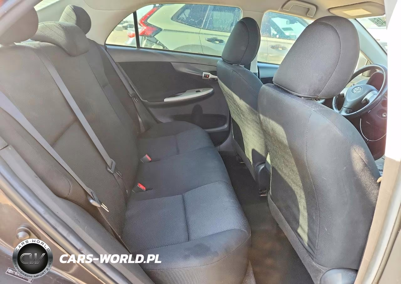 2010 Toyota Corolla S VIN:2T1BU4EE8AC444808 - 10