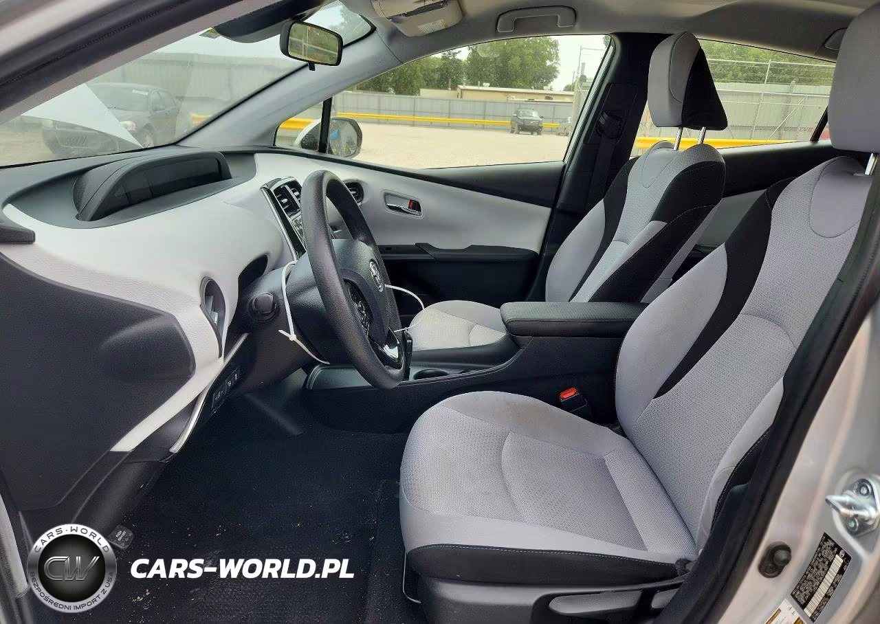 2019 Toyota Prius Le Awd-E VIN:JTDL9RFU4K3001591 - 7