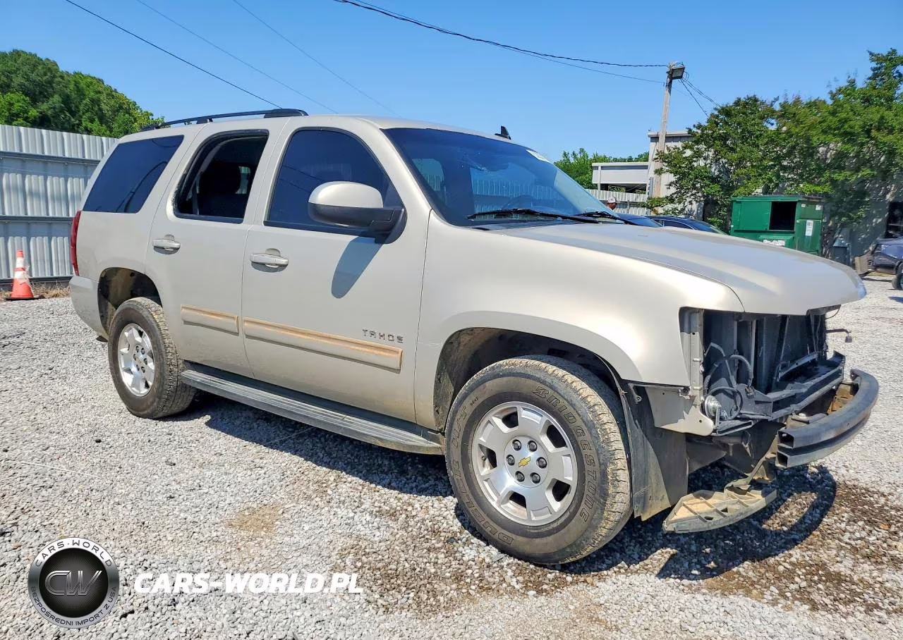 2012 Chevrolet Tahoe C1500 Ls VIN:1GNSCAE07CR314752 - 4