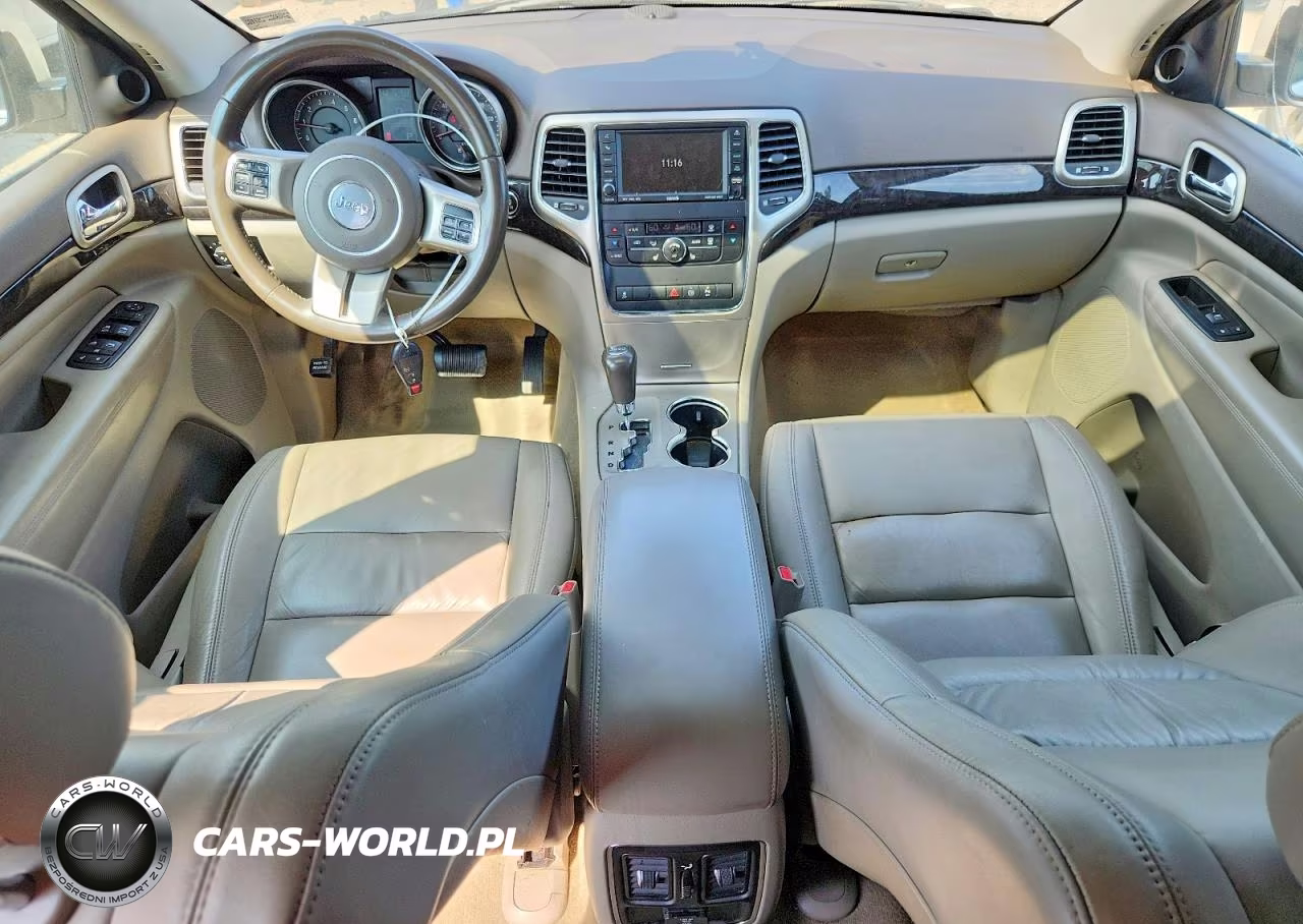 2011 Jeep Grand Cherokee Laredo VIN:1J4RR4GGXBC657018 - 8