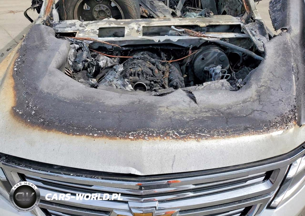 2017 Chevrolet Suburban C1500 Premier VIN:1GNSCJKC5HR398477 - 12