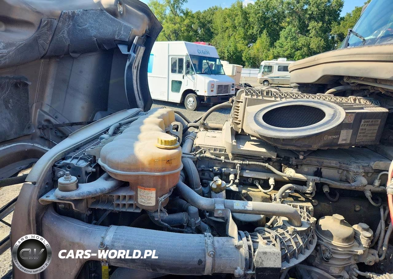 2018 Freightliner Cascadia 126 VIN:3AKJHHDR2JSJJ0386 - 11