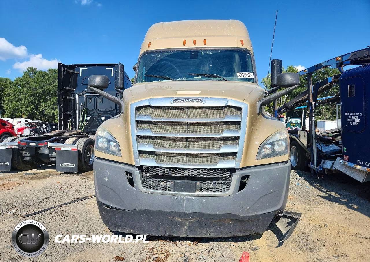 2018 Freightliner Cascadia 126 VIN:3AKJHHDR2JSJJ0386 - 5