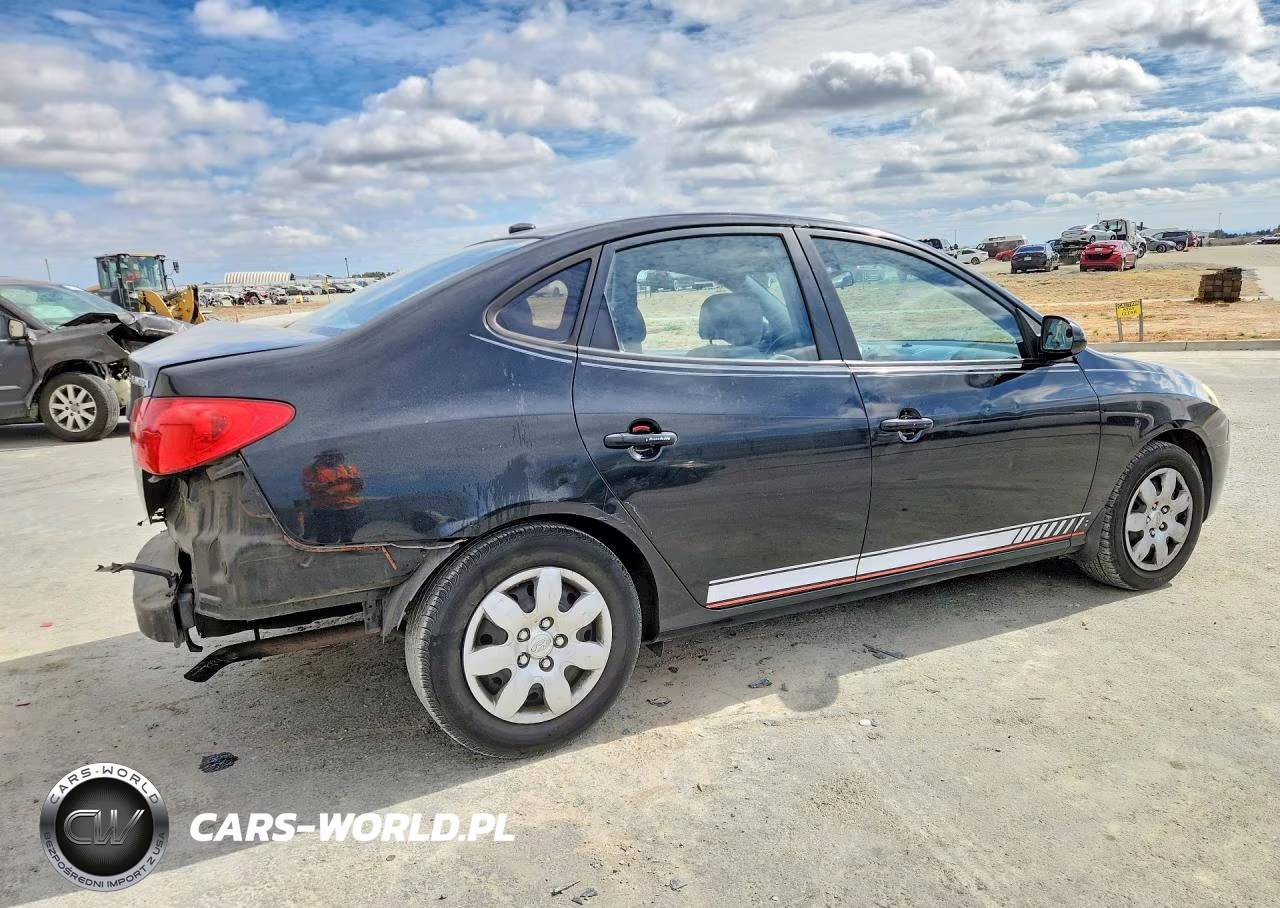 2008 Hyundai Elantra Gls VIN:KMHDU46D88U587572 - 3