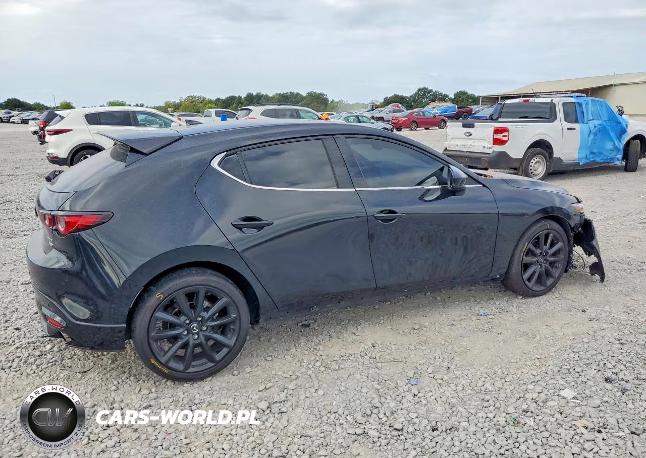 2023 Mazda 3 Premium Plus VIN:JM1BPBNY4P1605917 - 3