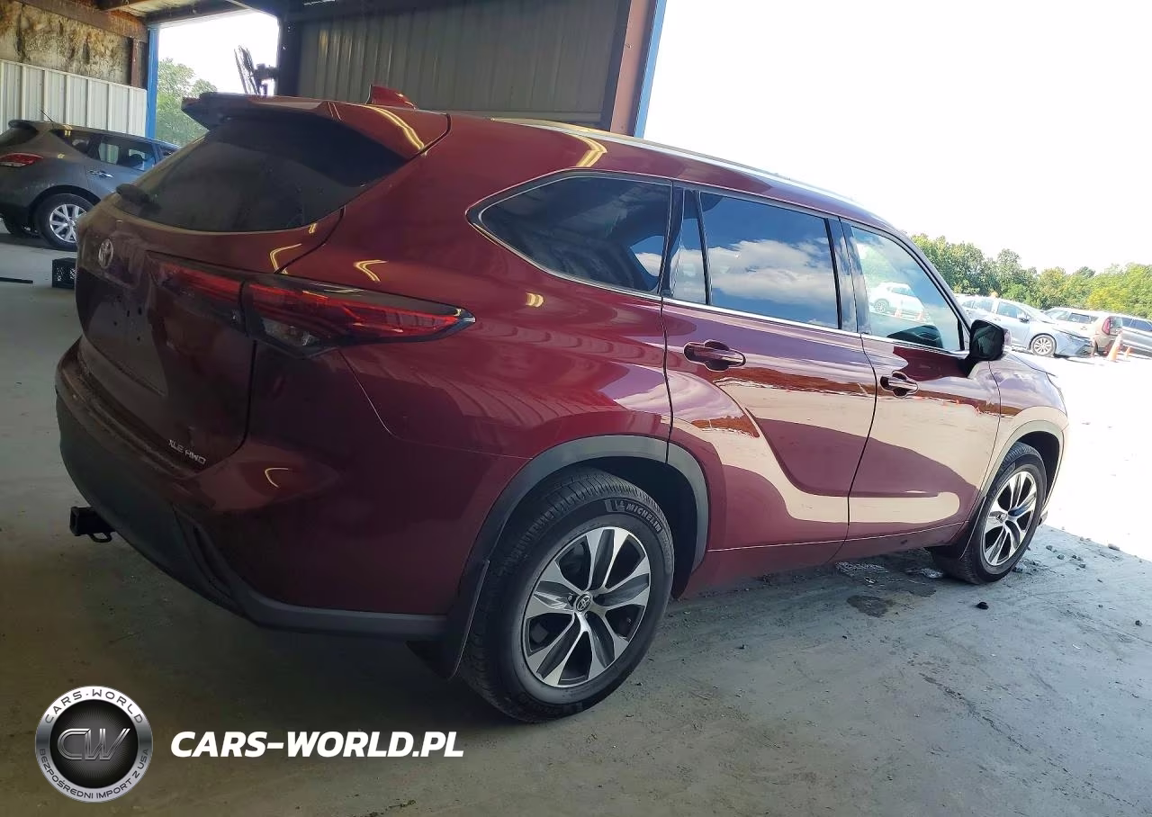 2020 Toyota Highlander Xle VIN:5TDHZRBH0LS039527 - 3