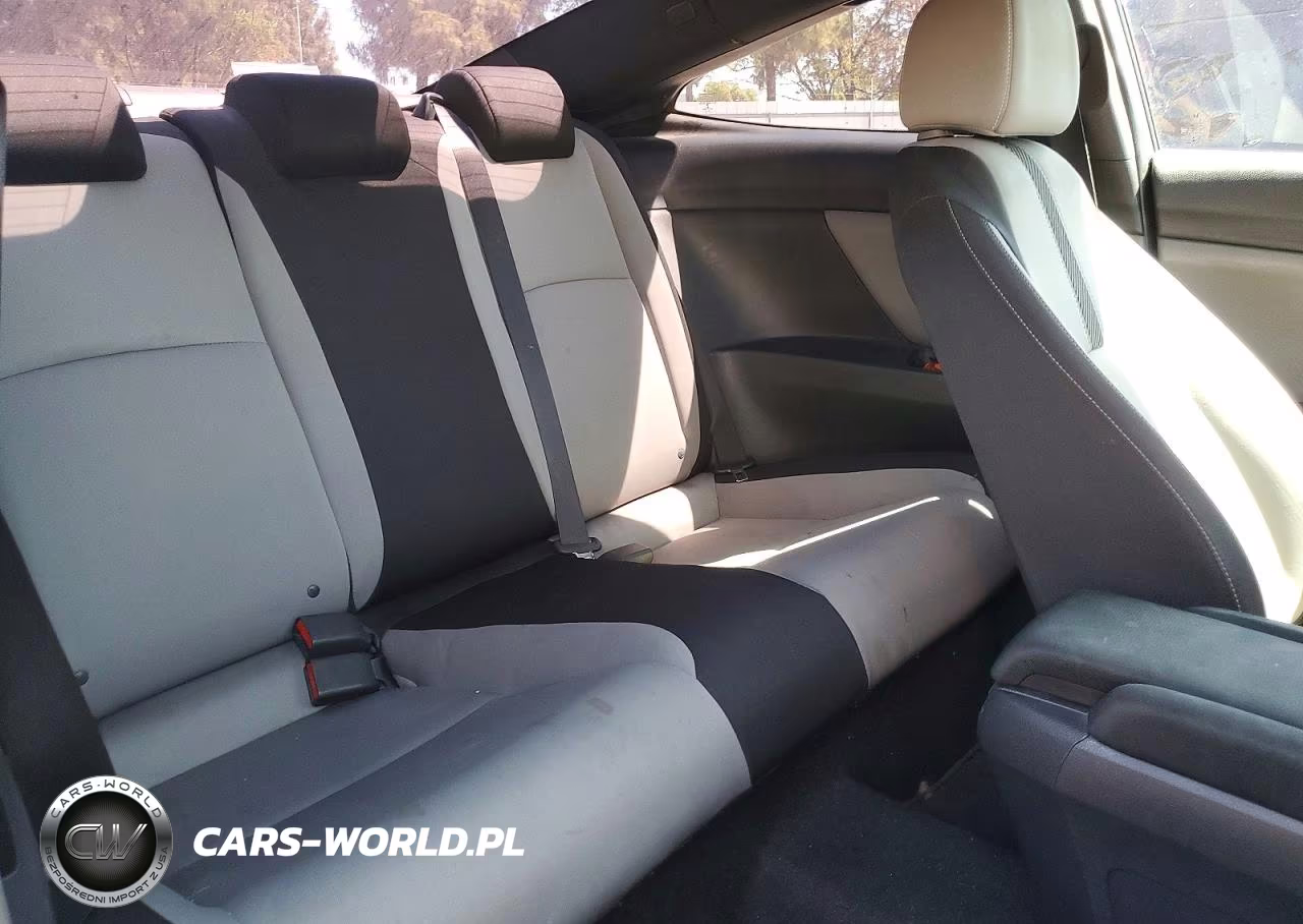 2017 Honda Civic Lx VIN:2HGFC4B08HH300884 - 10