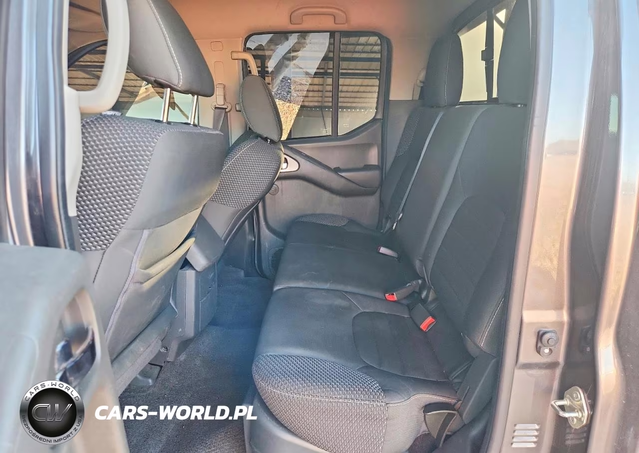 2017 Nissan Frontier Pro-4X VIN:1N6DD0EV7HN711801 - 10