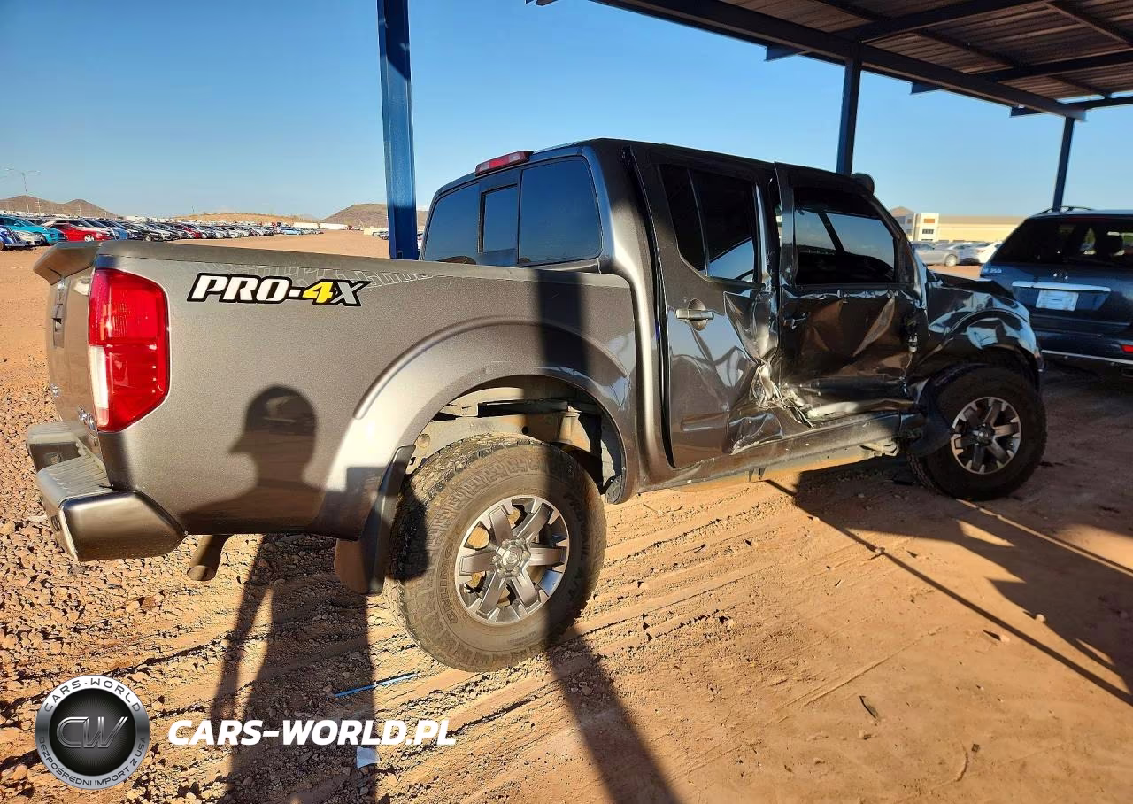2017 Nissan Frontier Pro-4X VIN:1N6DD0EV7HN711801 - 3