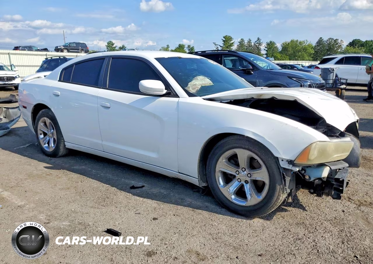 2013 Dodge Charger Se VIN:2C3CDXBG2DH706865 - 4