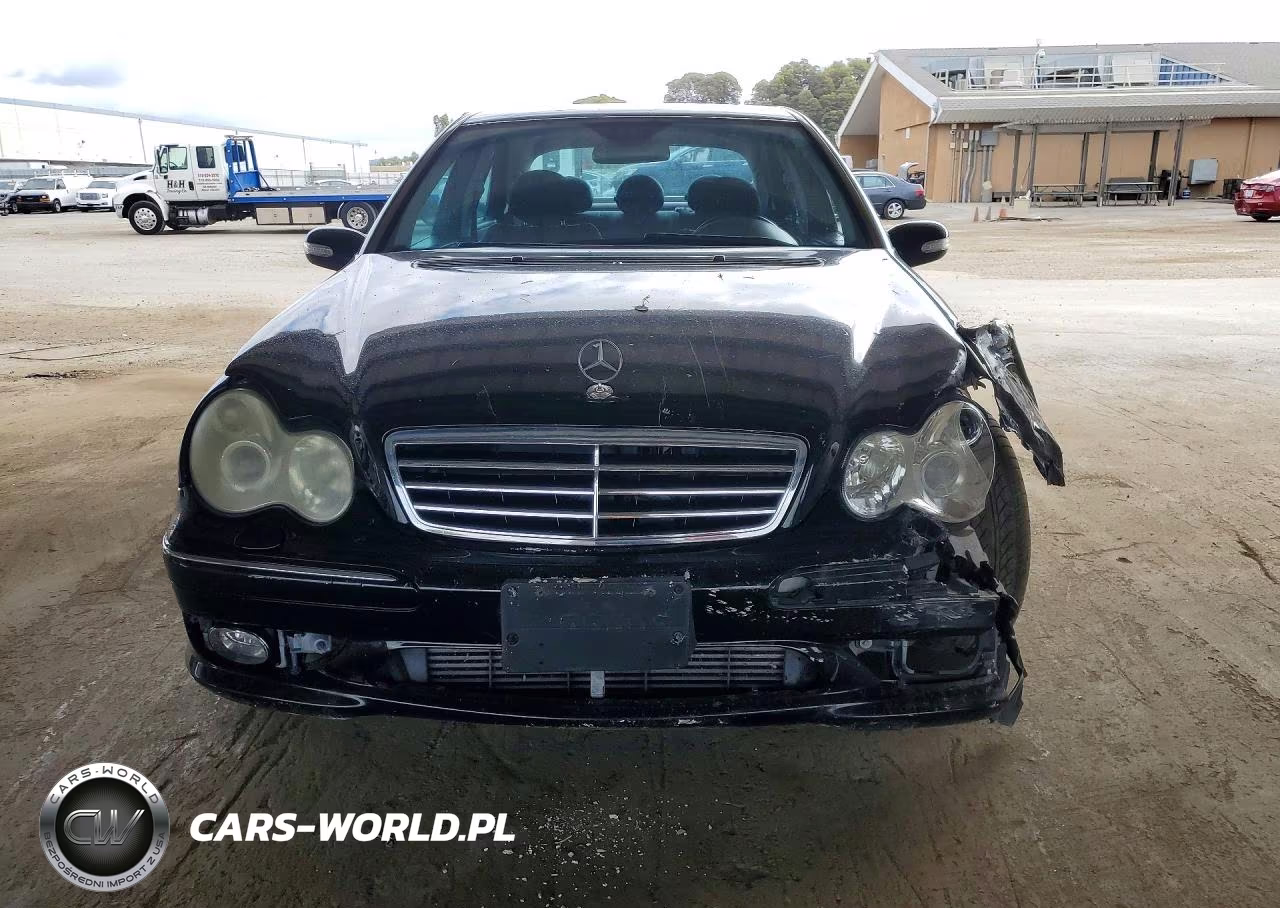 2005 Mercedes-Benz C 230K Sport Sedan VIN:WDBRF40J95F639034 - 5
