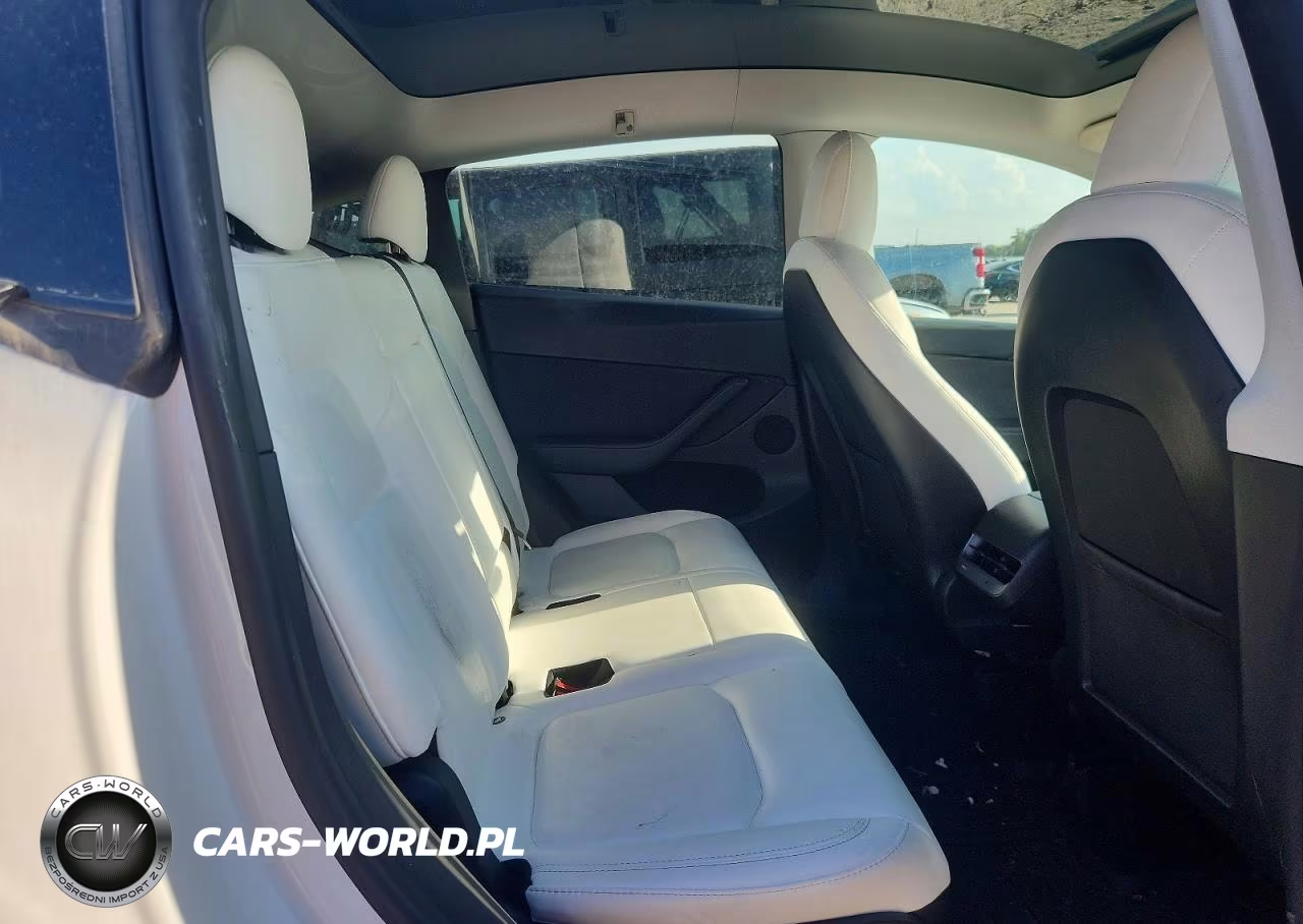 2022 Tesla Model Y VIN:7SAYGAEE5NF539072 - 11