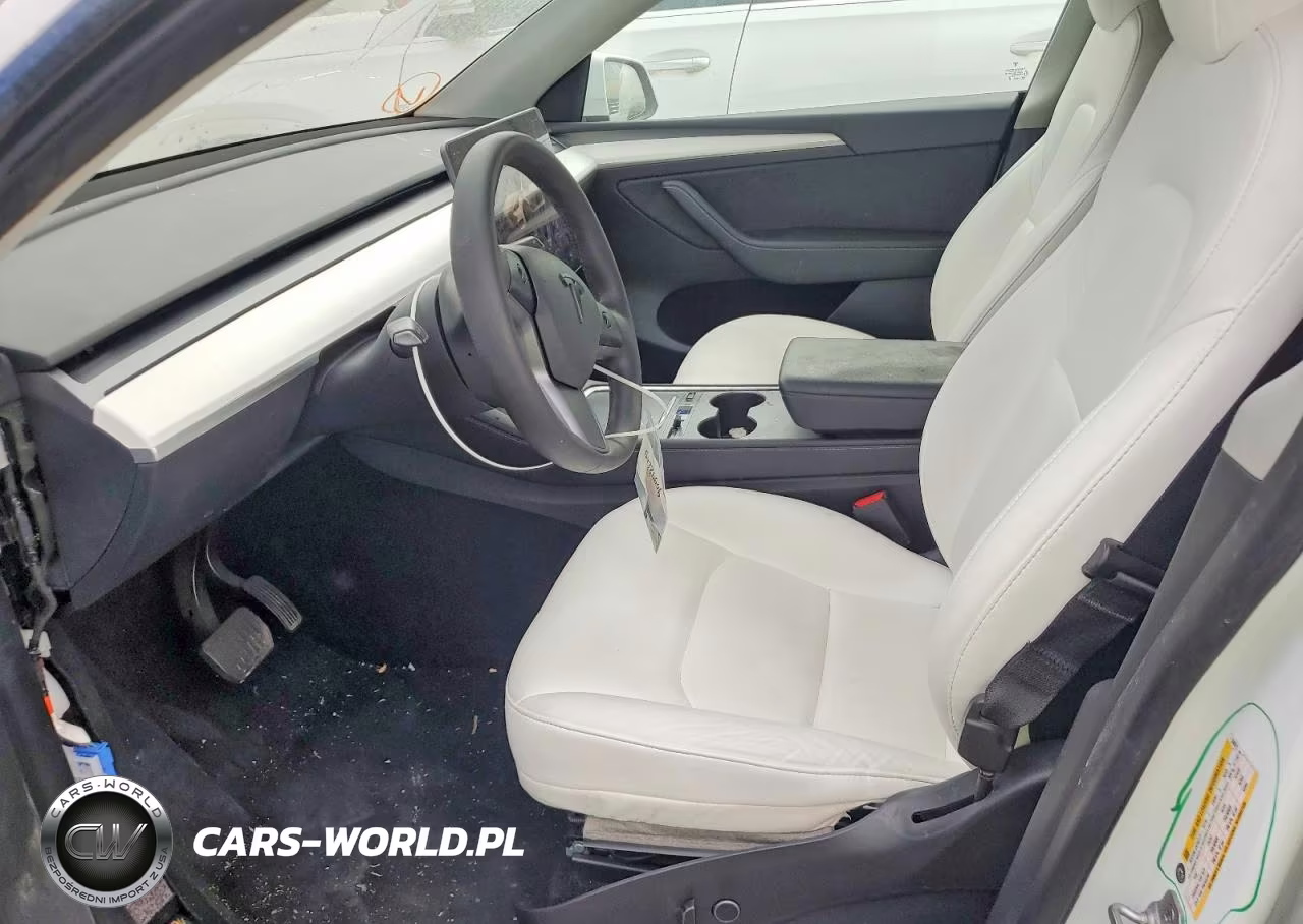 2022 Tesla Model Y VIN:7SAYGAEE5NF539072 - 7
