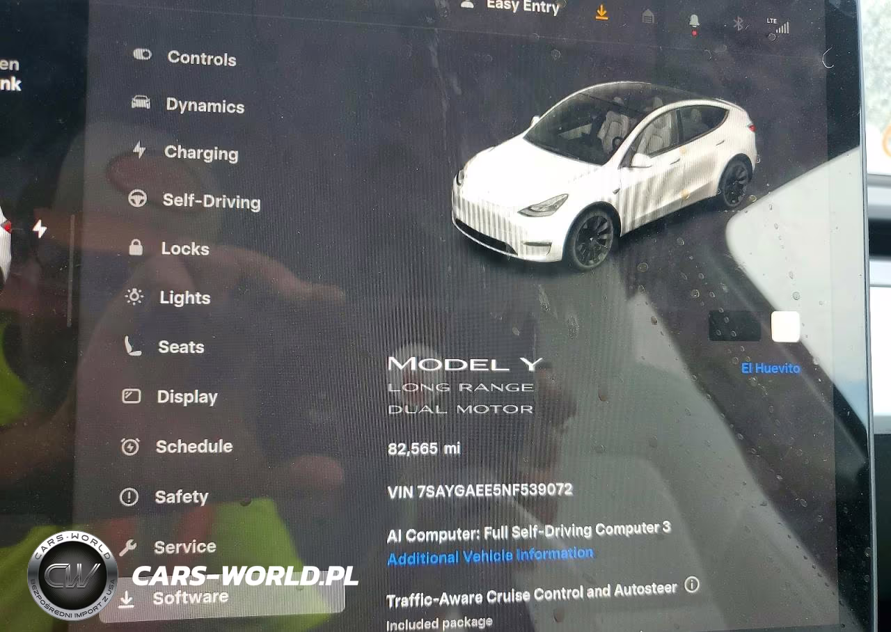 2022 Tesla Model Y VIN:7SAYGAEE5NF539072 - 9