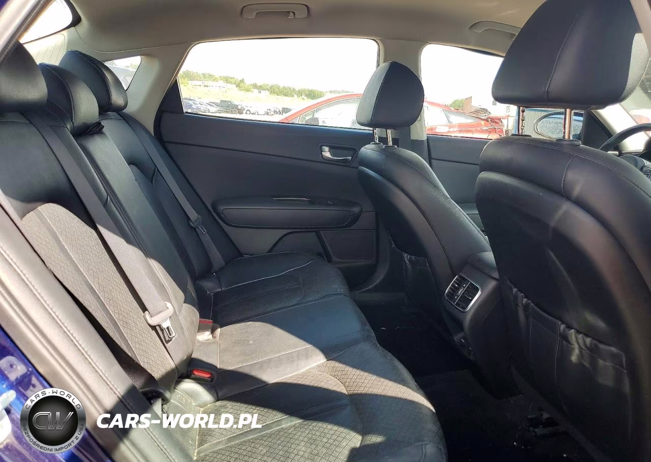 2018 Kia Optima Ex VIN:5XXGU4L38JG197547 - 10
