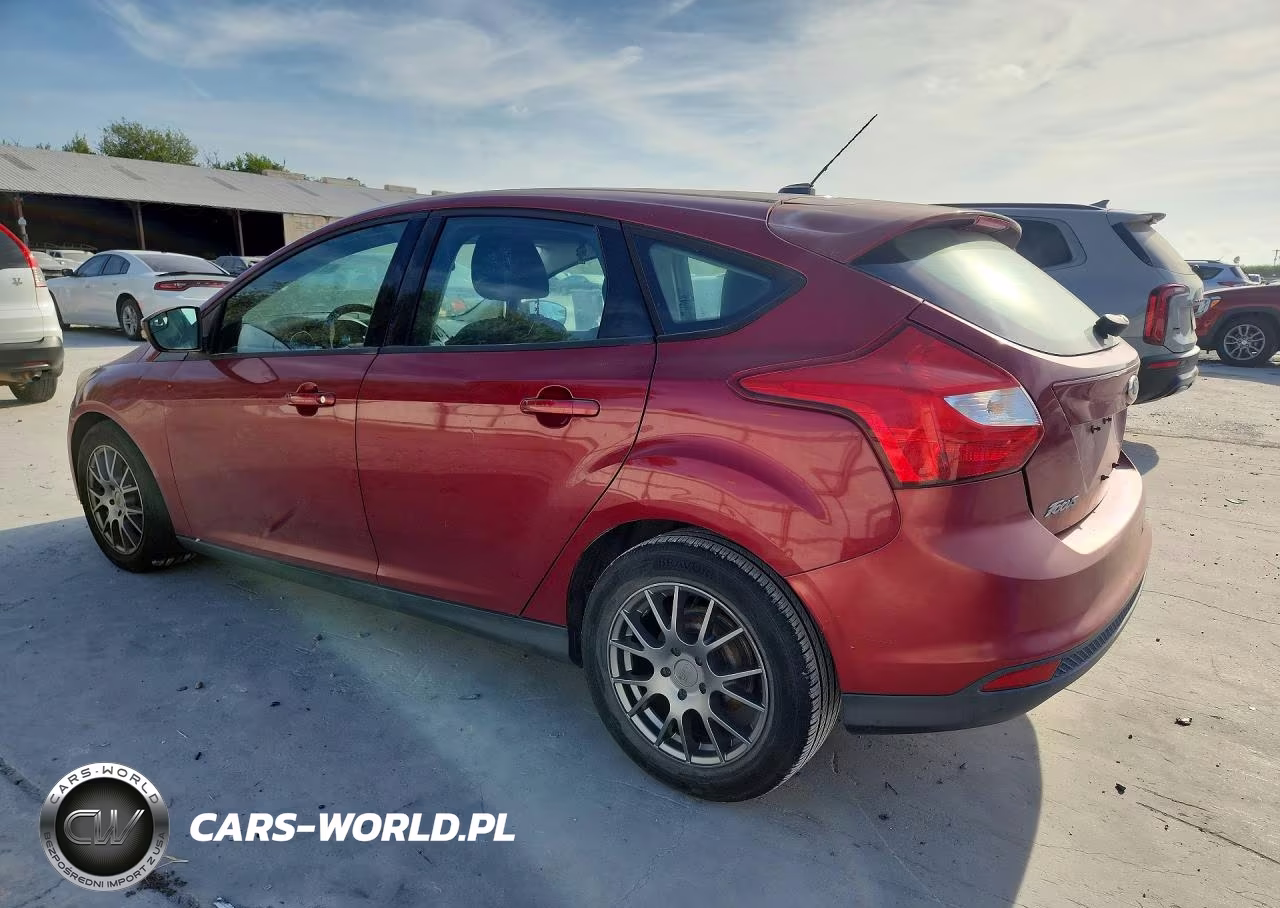 2013 Ford Focus Se VIN:1FADP3K21DL233893 - 2