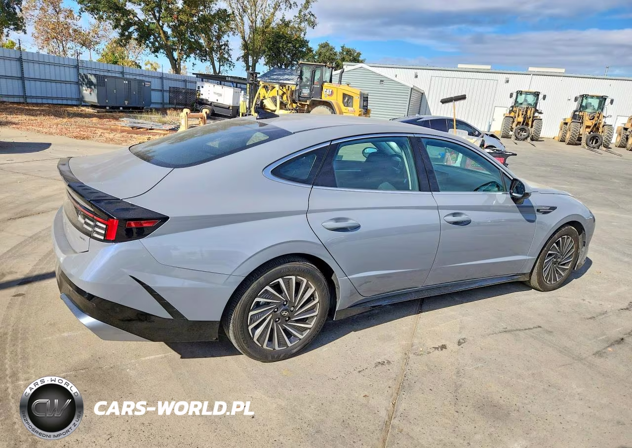2025 Hyundai Sonata Hybrid Sel VIN:KMHL34JJ9SA117328 - 3