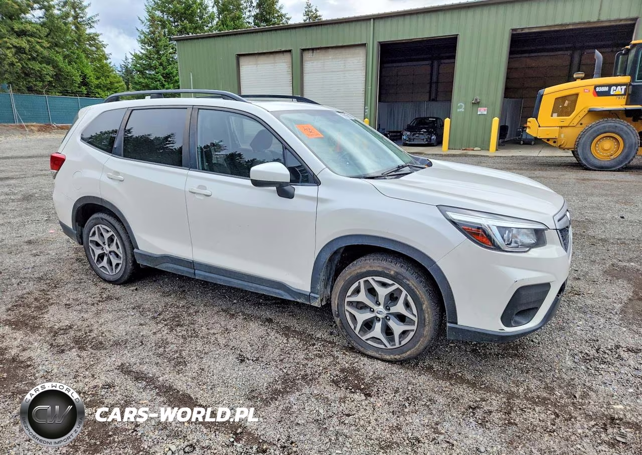 2020 Subaru Forester Premium VIN:JF2SKAJC7LH514887 - 4