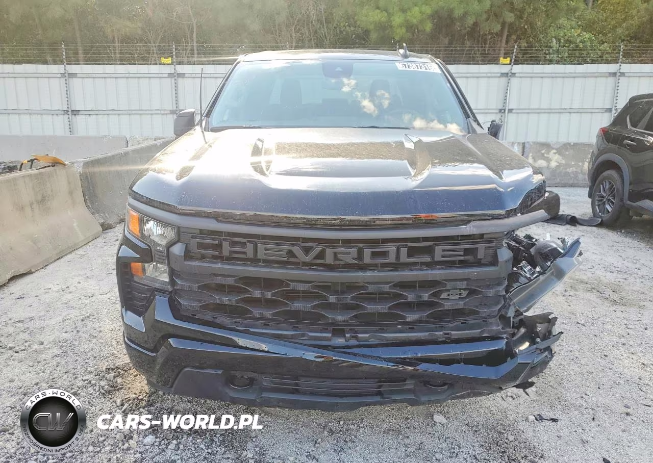 2022 Chevrolet Silverado K1500 Custom VIN:1GCPDBEK5NZ552248 - 5