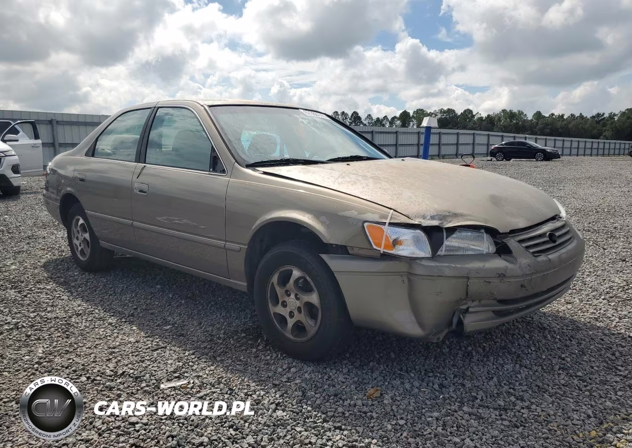 1999 Toyota Camry Le VIN:JT2BG22KXX0298283 - 4