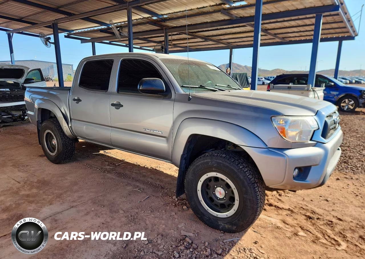 2014 Toyota Tacoma V6 VIN:3TMLU4EN5EM159369 - 4