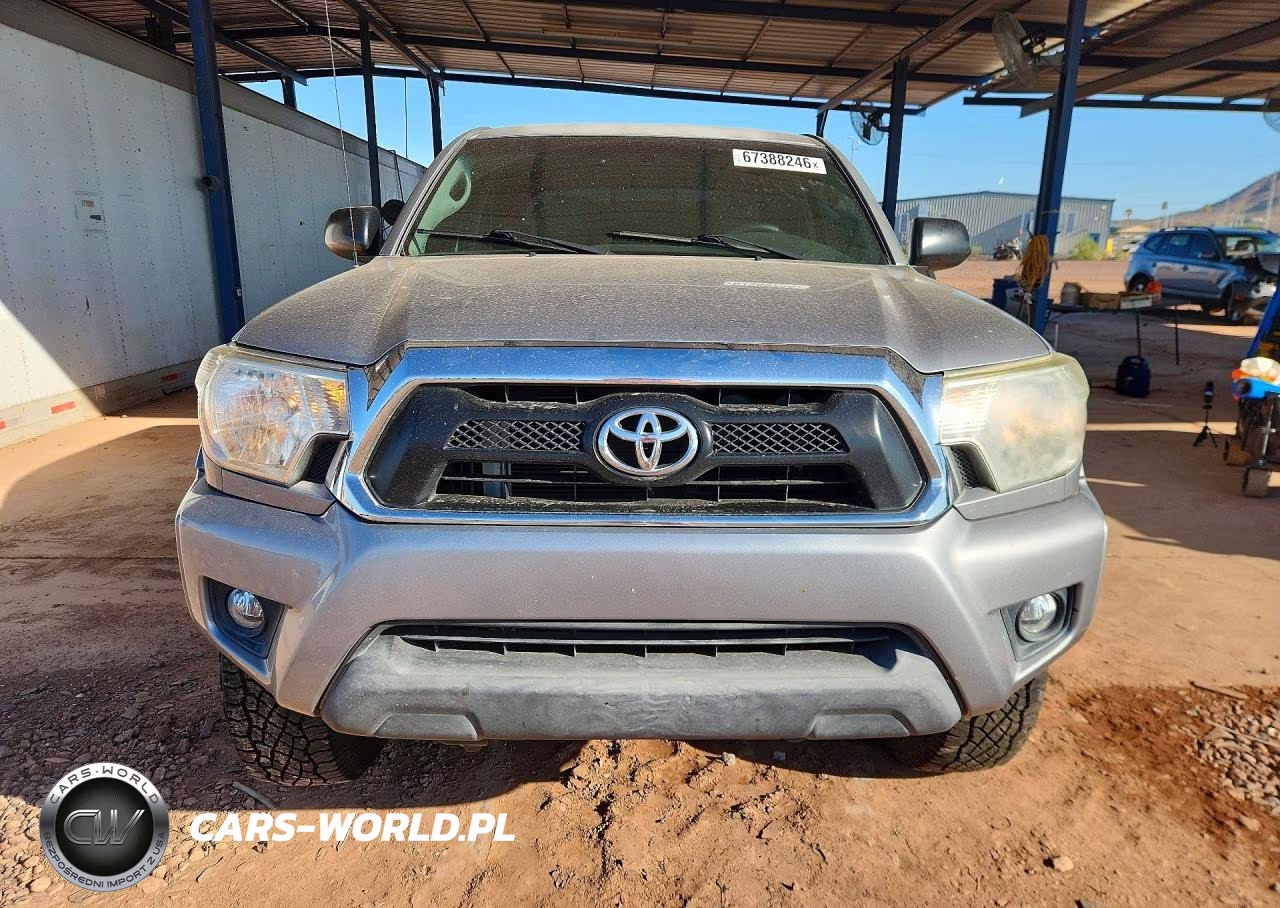 2014 Toyota Tacoma V6 VIN:3TMLU4EN5EM159369 - 5