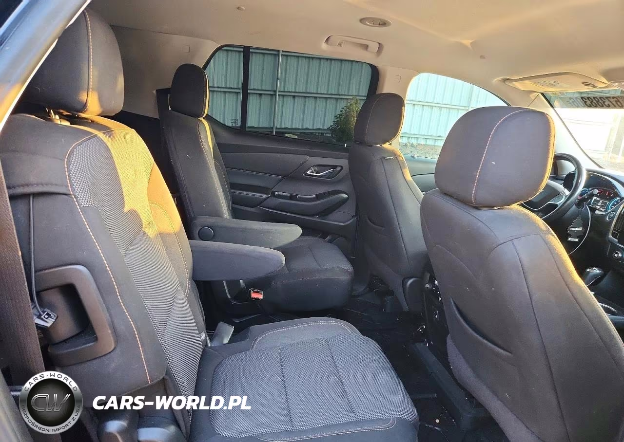 2019 Chevrolet Traverse Lt VIN:1GNERGKW3KJ108154 - 10