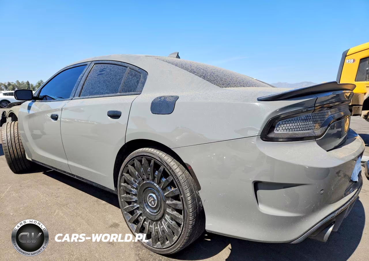 2018 Dodge Charger R-T 392 VIN:2C3CDXGJ0JH297457 - 2