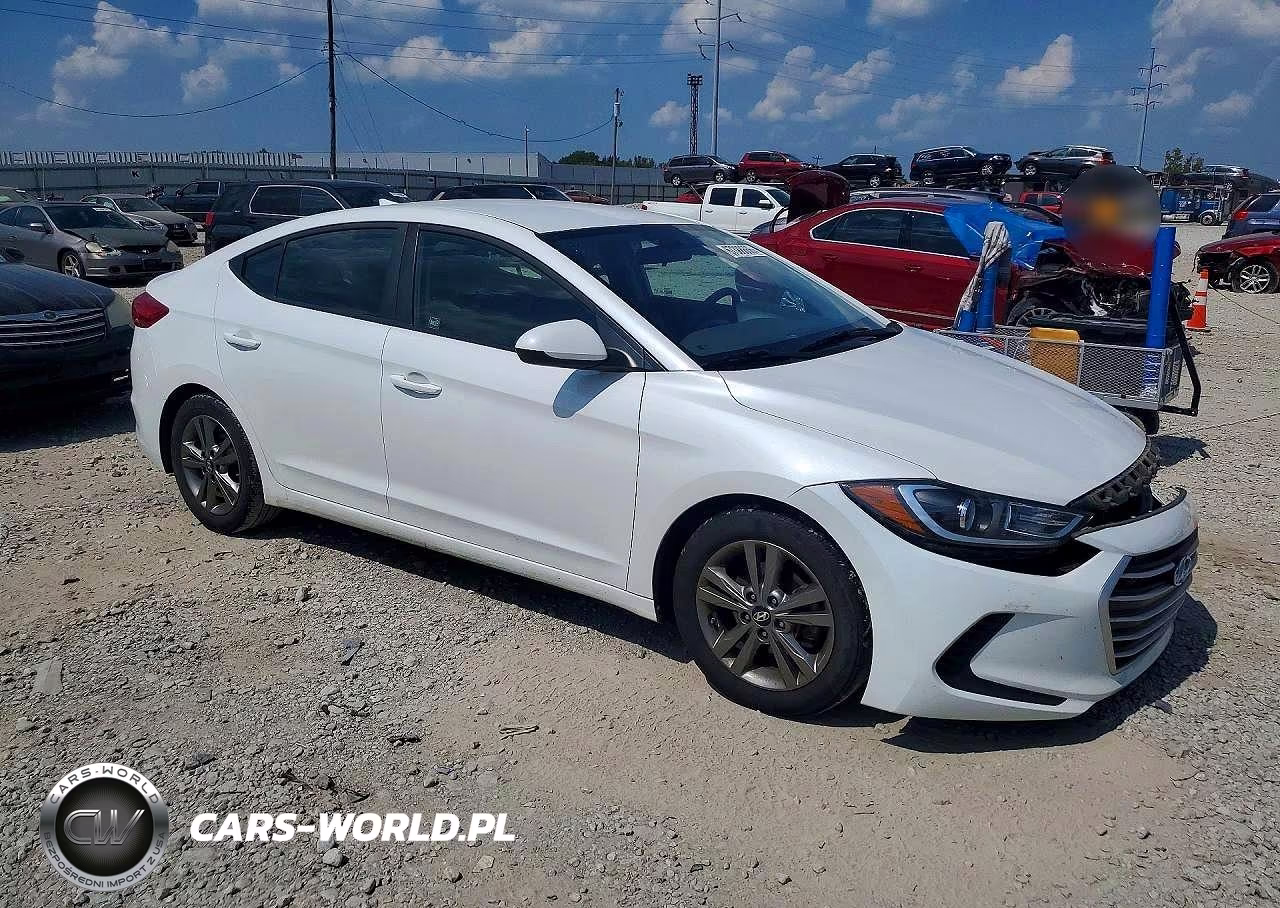 2018 Hyundai Elantra Sel VIN:5NPD84LF2JH316974 - 4