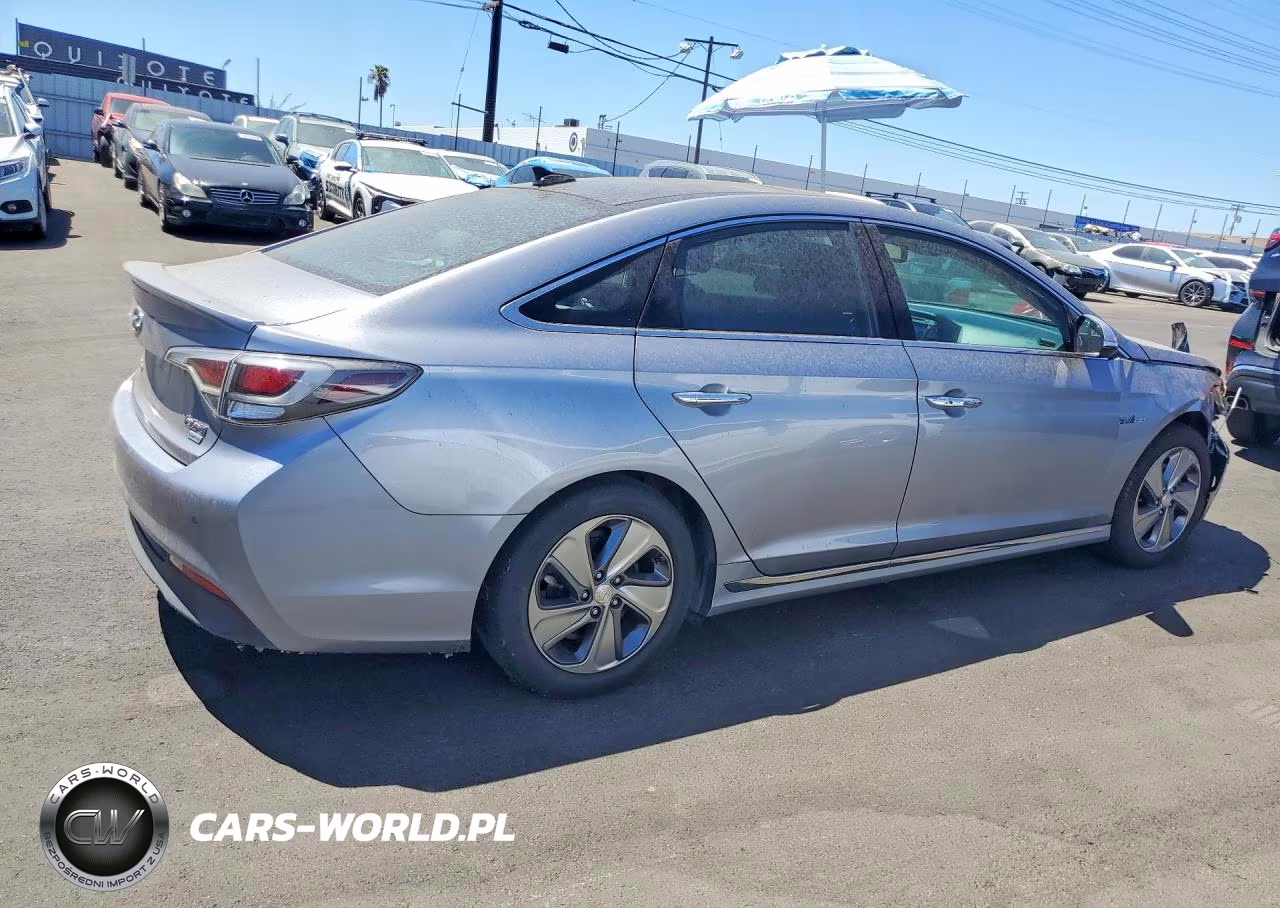 2016 Hyundai Sonata Hybrid Limited VIN:KMHE34L18GA027567 - 3