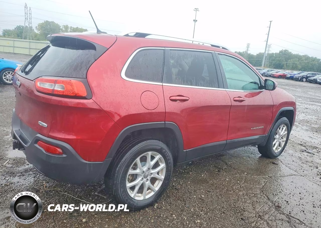 2014 Jeep Cherokee Latitude VIN:1C4PJMCB0EW141817 - 3