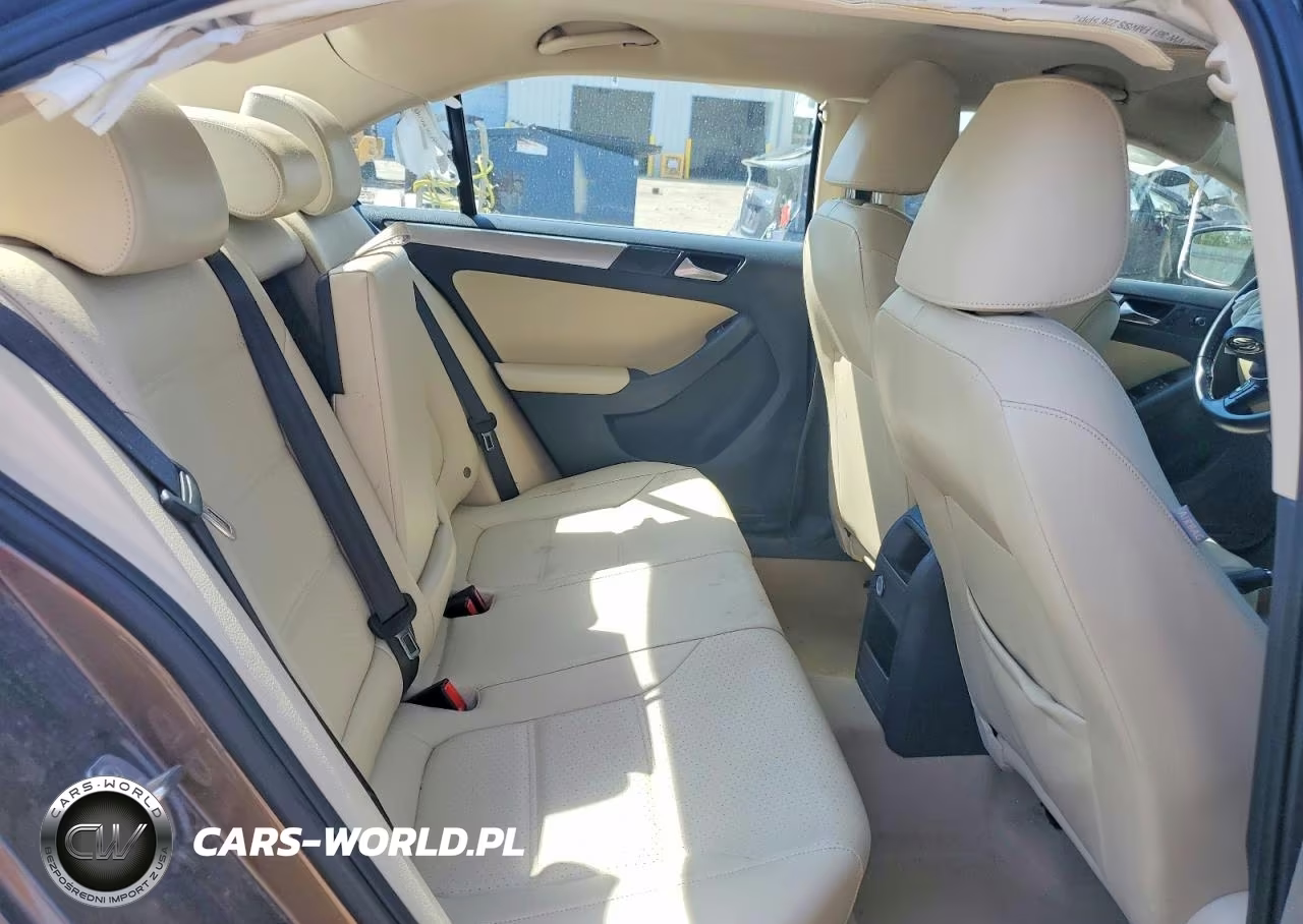2015 Volkswagen Jetta Se VIN:3VWD07AJ1FM261190 - 10