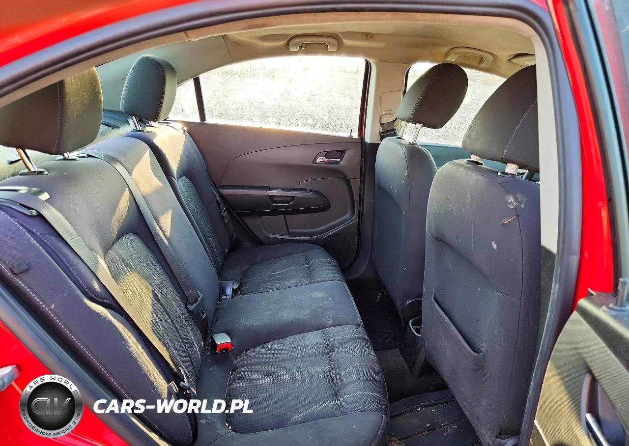 2015 Chevrolet Sonic Lt VIN:1G1JC5SH3F4114001 - 10
