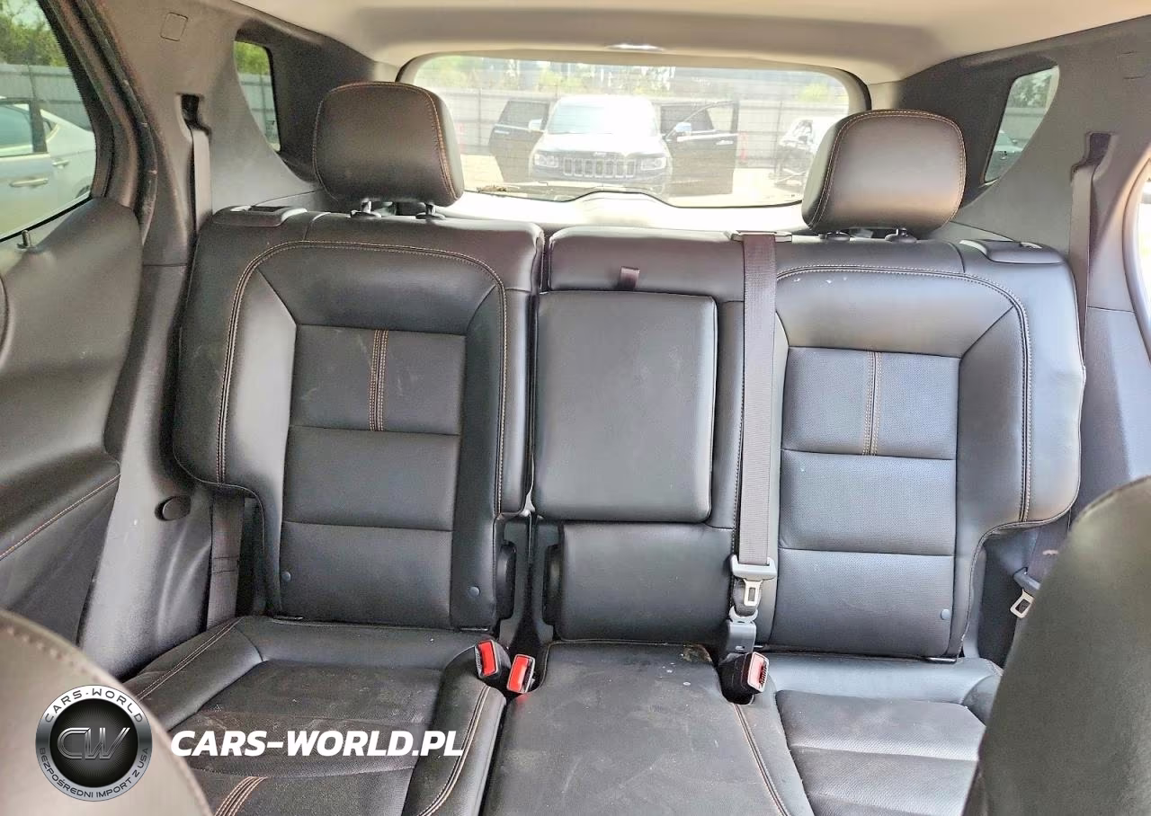 2023 Chevrolet Equinox Premier VIN:3GNAXXEG6PL103863 - 10