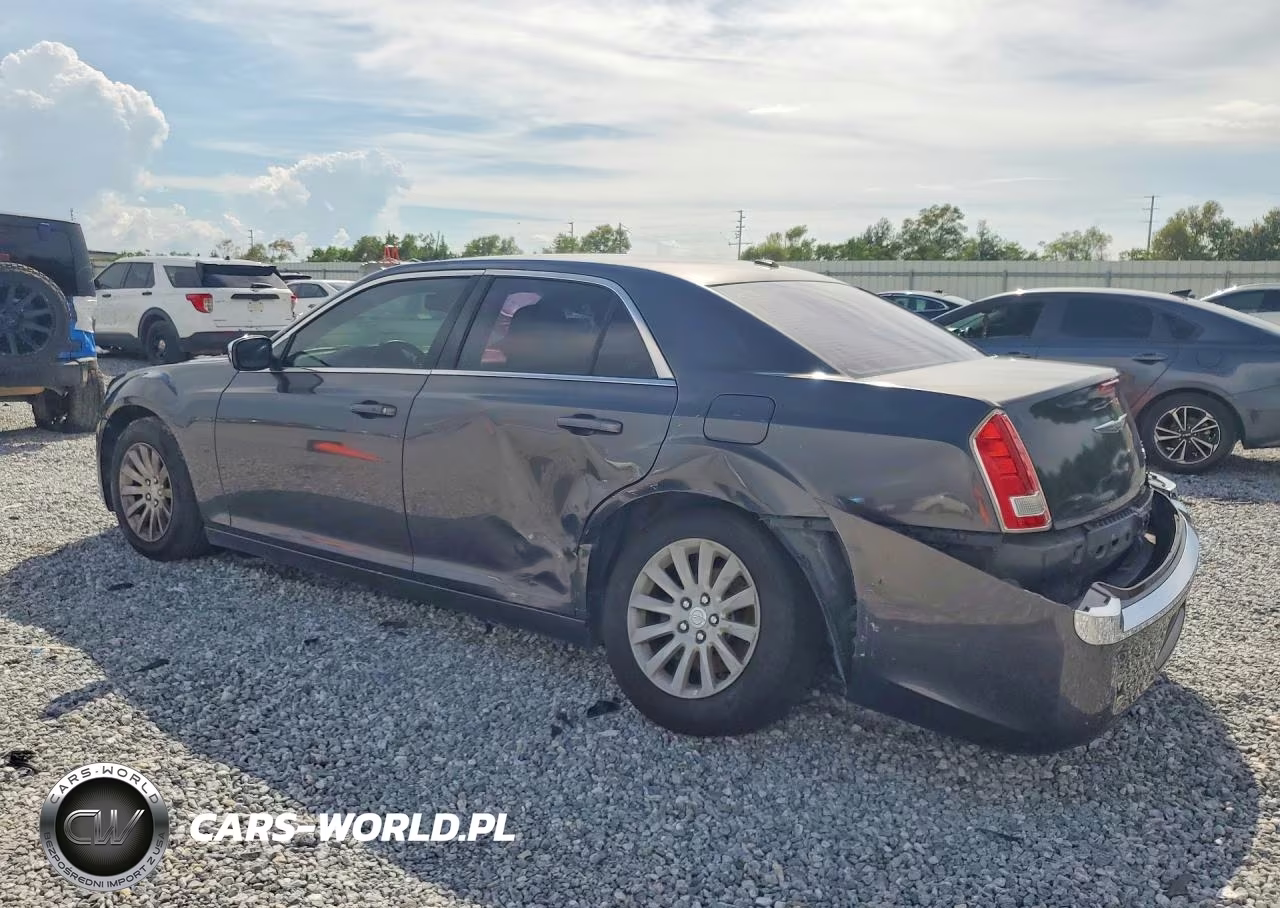 2014 Chrysler 300 VIN:2C3CCAAG3EH354673 - 2