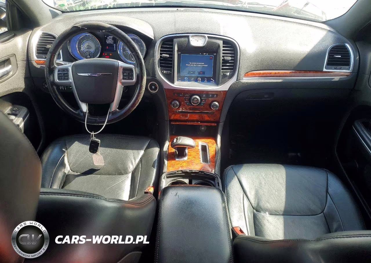 2014 Chrysler 300 VIN:2C3CCAAG3EH354673 - 8