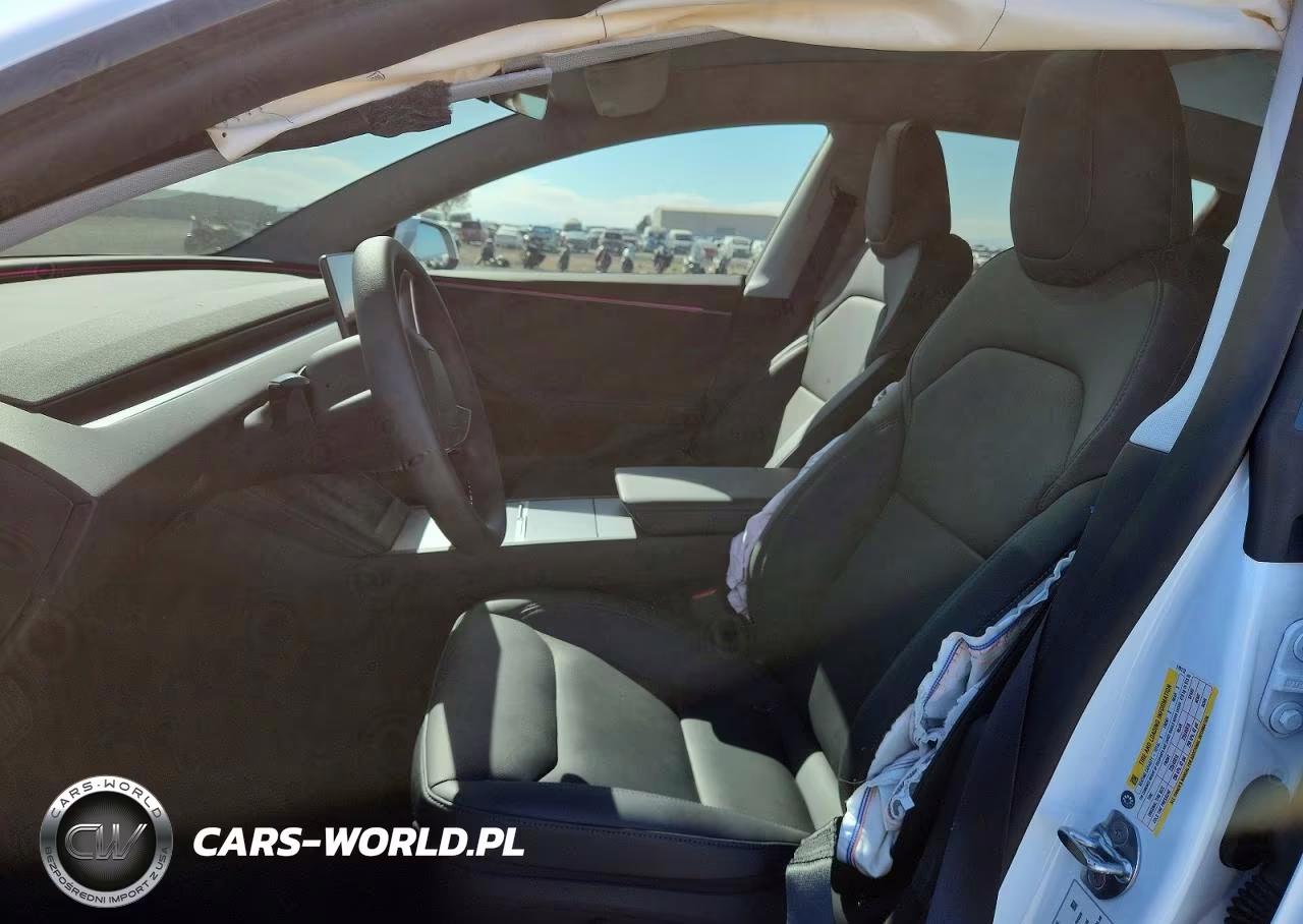 2026 Tesla Model 3 VIN:5YJ3E1EB9TF179112 - 7
