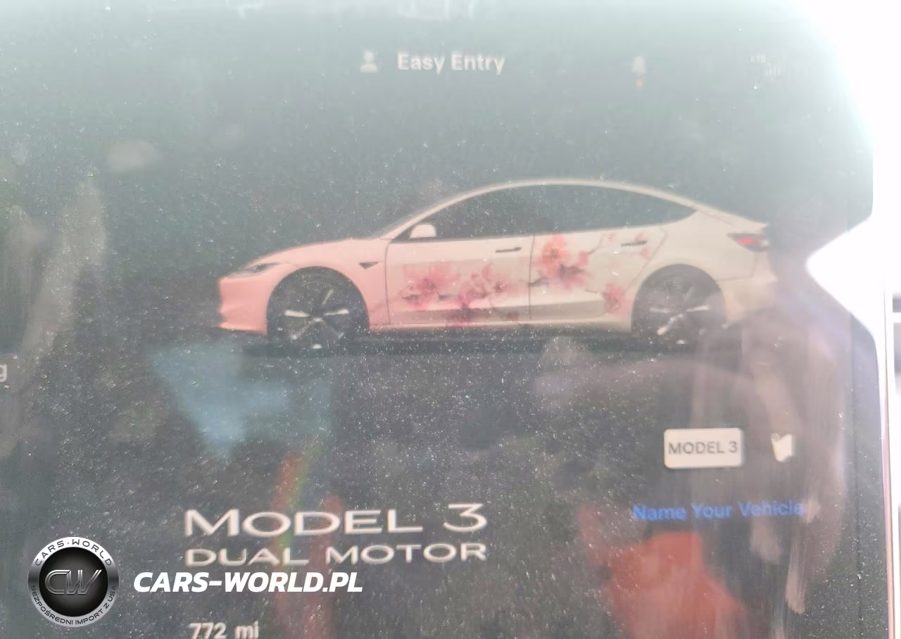 2026 Tesla Model 3 VIN:5YJ3E1EB9TF179112 - 9