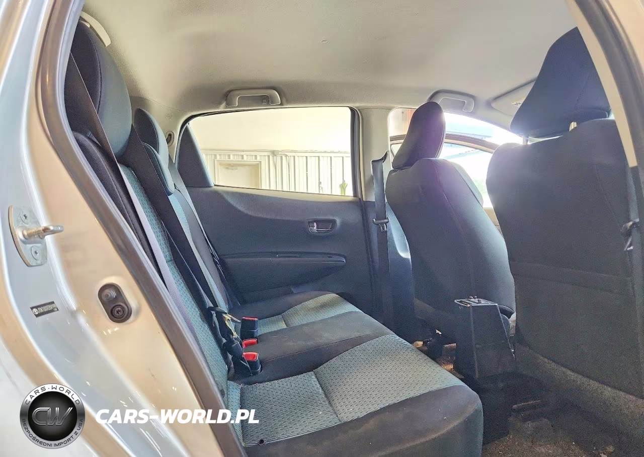 2014 Toyota Yaris 5-Door Se VIN:JTDKTUD31ED591998 - 10