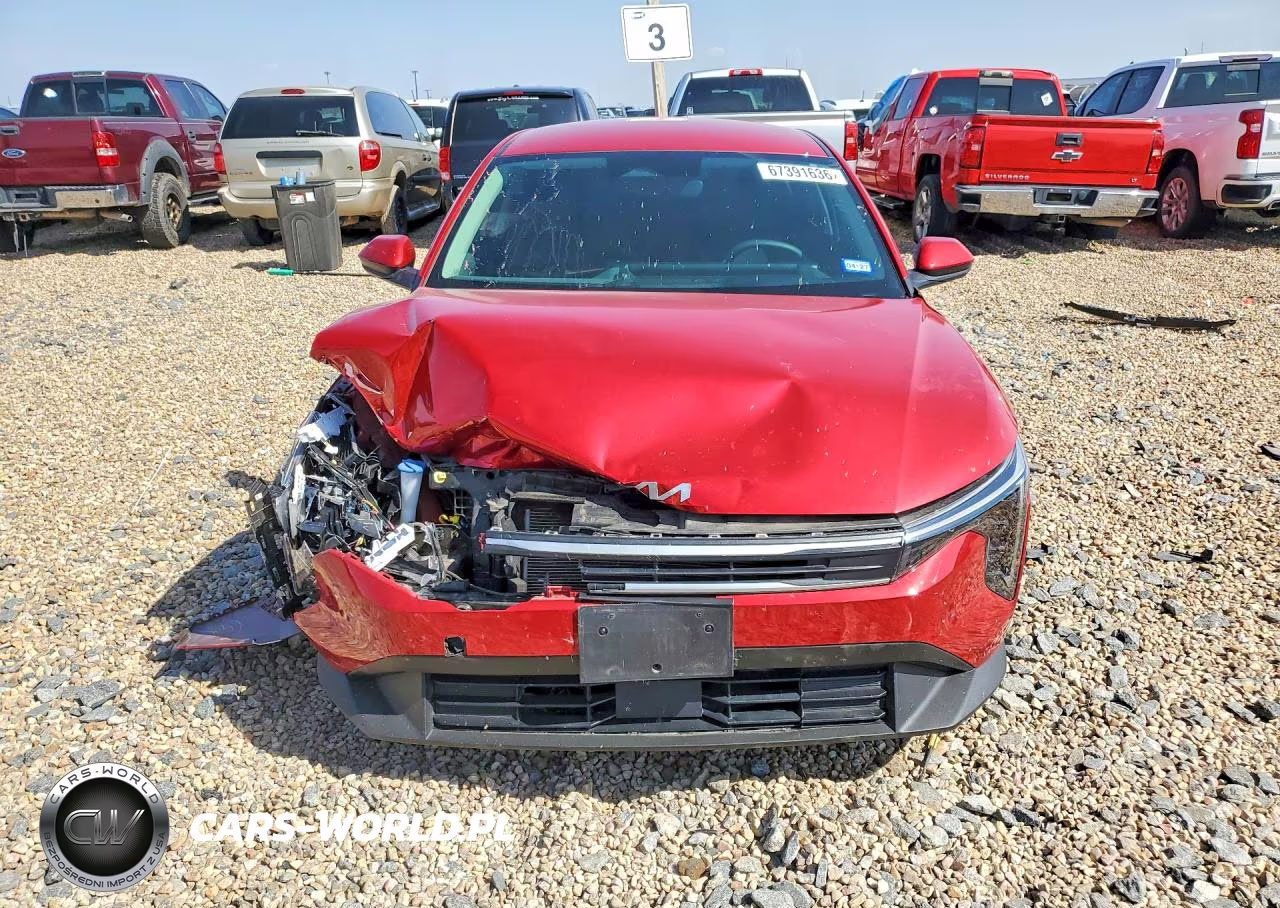 2025 Kia K4 Lxs VIN:3KPFT4DE5SE128596 - 5