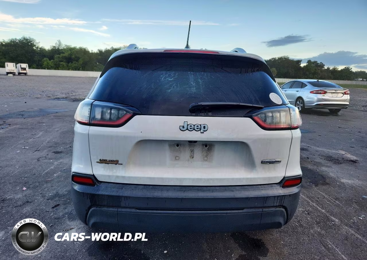 2019 Jeep Cherokee Latitude VIN:1C4PJLCBXKD297171 - 6