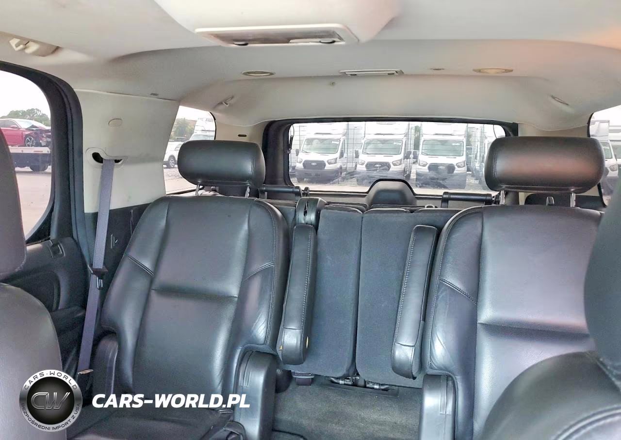 2008 Cadillac Escalade Luxury VIN:1GYEC638X8R215209 - 10