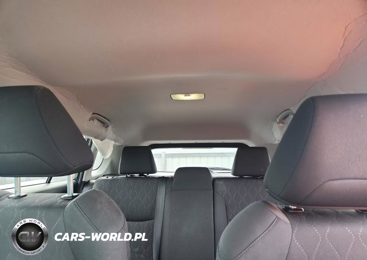 2024 Toyota Corolla Cross Le VIN:7MUCAAAG0RV100983 - 10