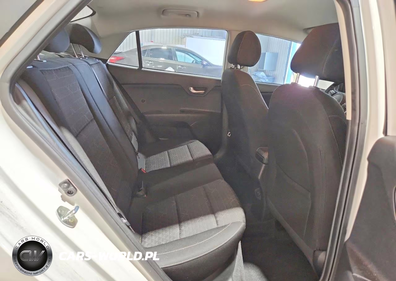 2020 Kia Rio S VIN:3KPA24AD1LE327851 - 10