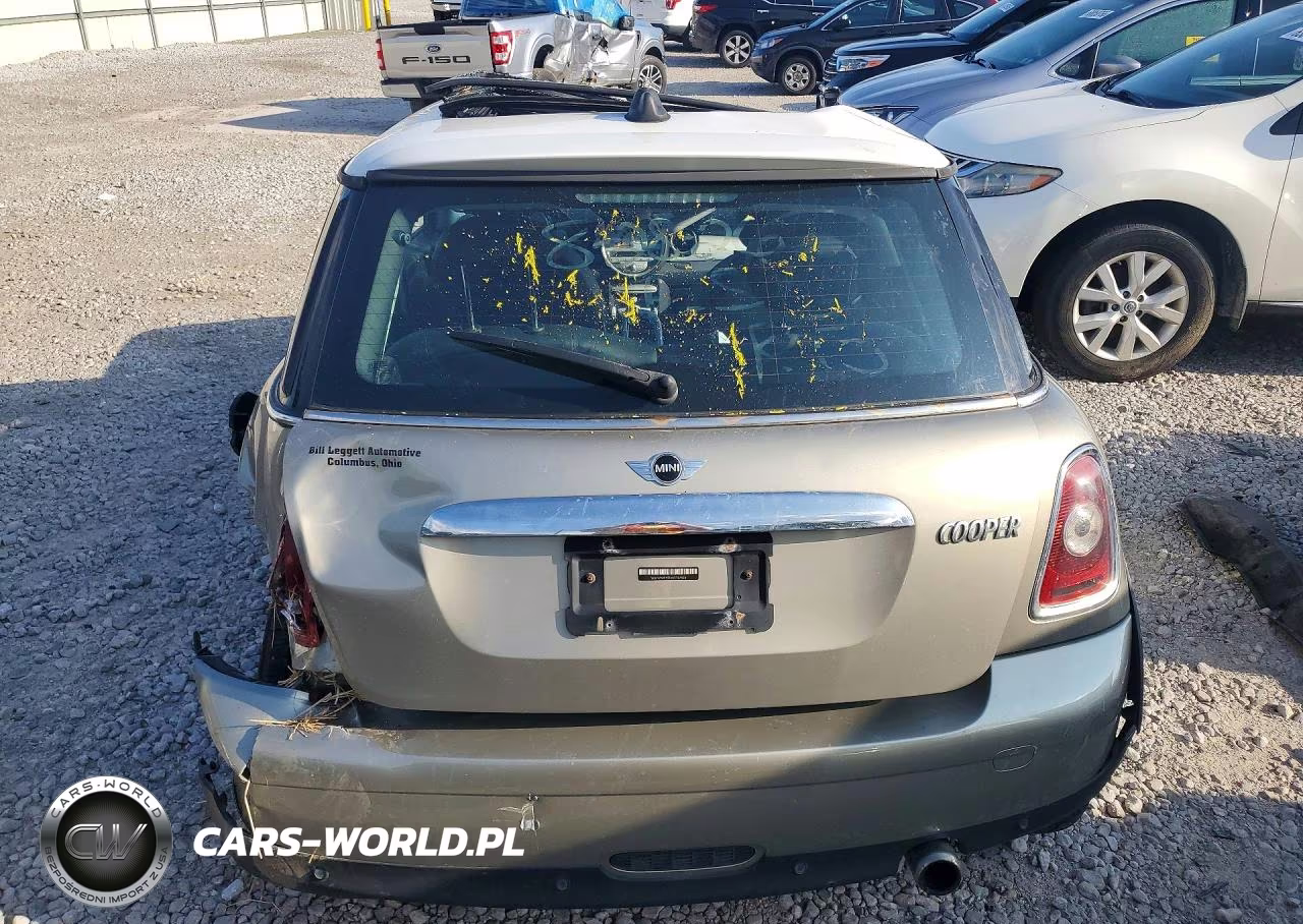2008 Mini Cooper VIN:WMWMF33548TT67628 - 6