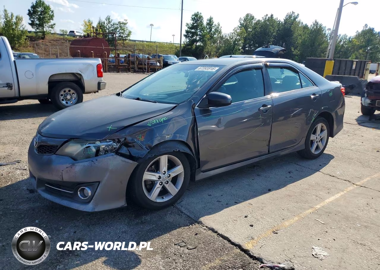 2012 Toyota Camry Se – zdjęcie 1 z 12