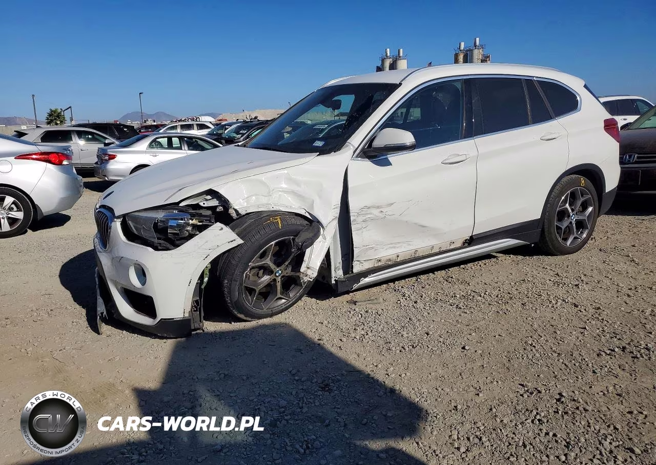 2018 BMW X1 Sdrive28I VIN:WBXHU7C34J3H43479 - 1